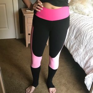 Victoria’s Secret VSX Leggings